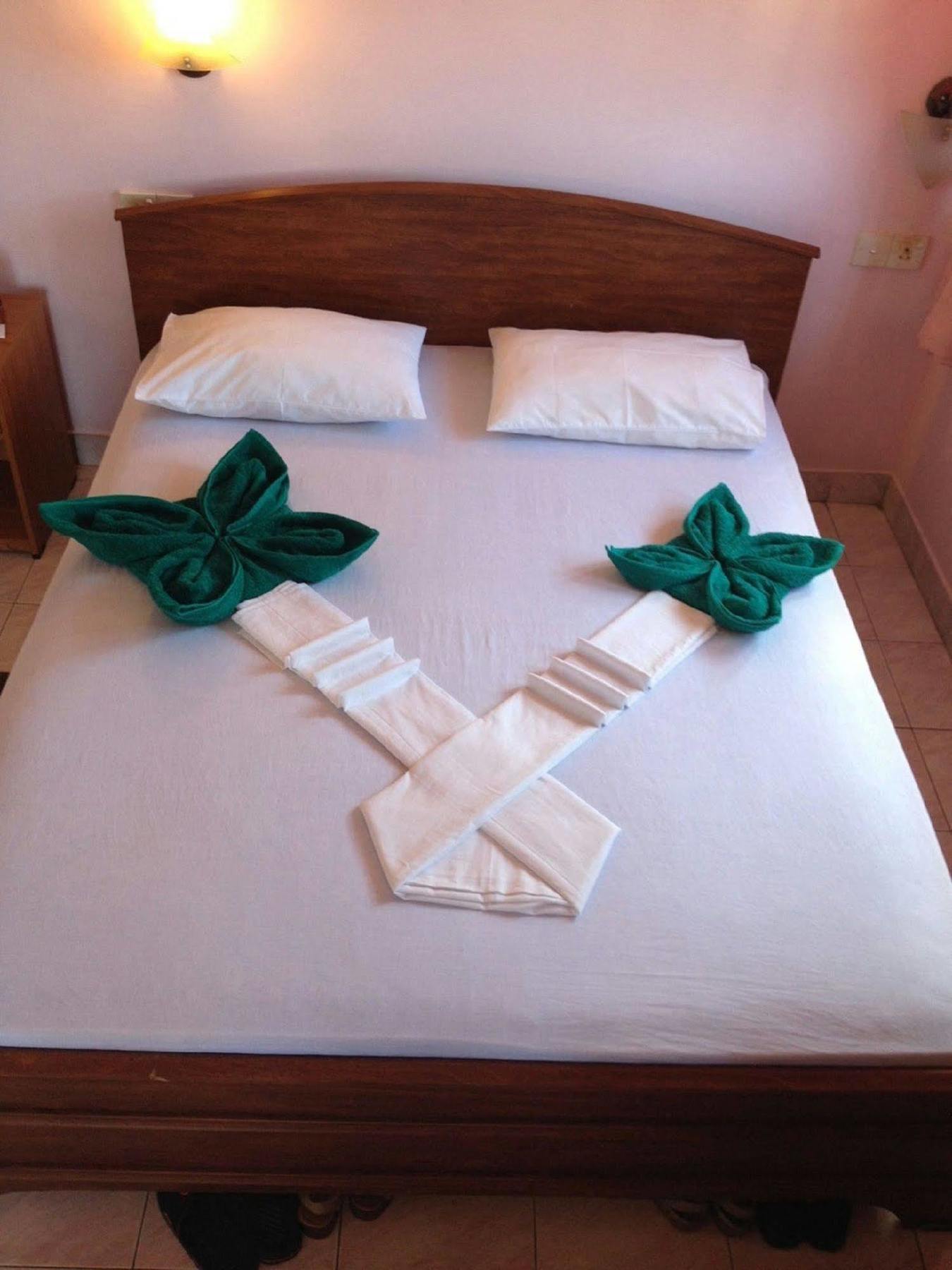 Hotel Red Rose Negombo Exterior foto