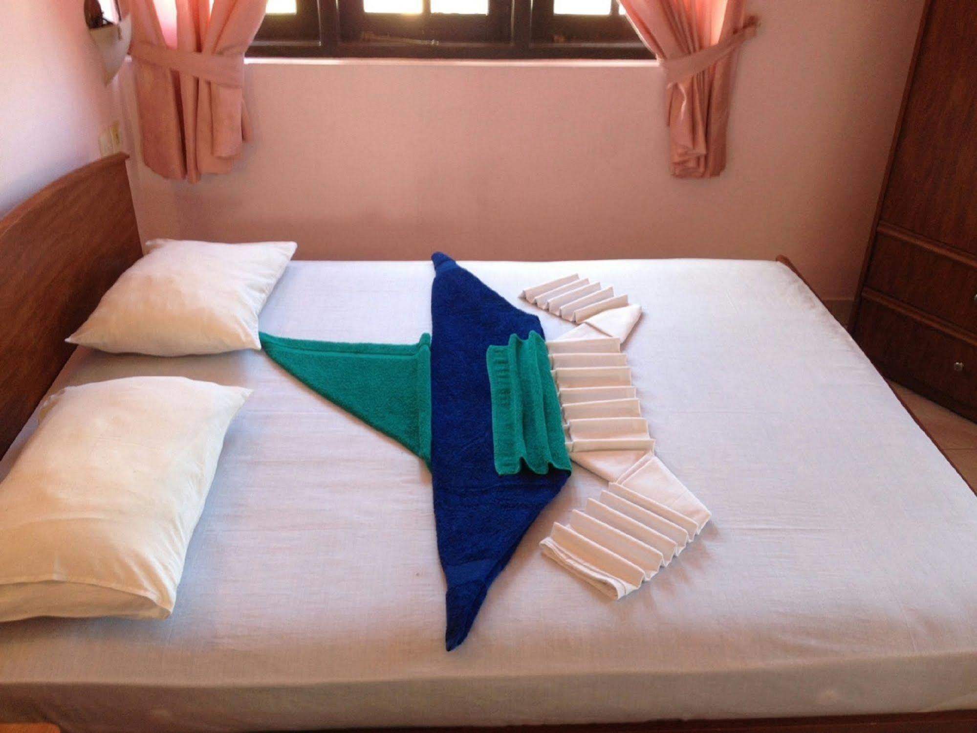 Hotel Red Rose Negombo Exterior foto