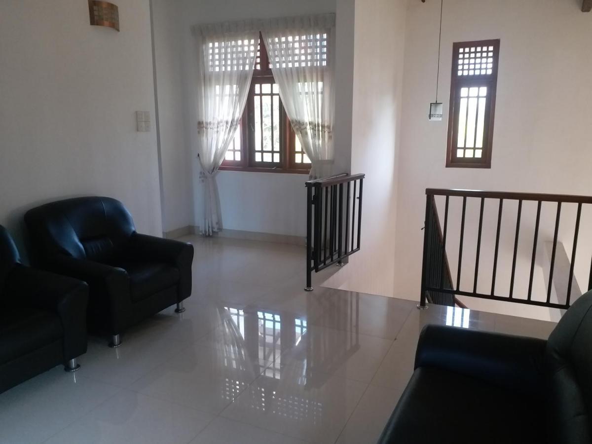Hotel Red Rose Negombo Exterior foto
